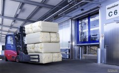 進口快速門如何達到節(jié)能的效果？